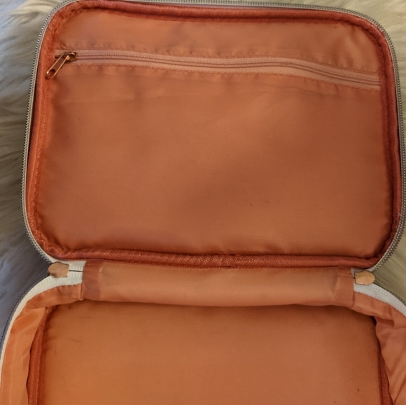 Large Laura Geller cosmetic case - Picture 2 of 4